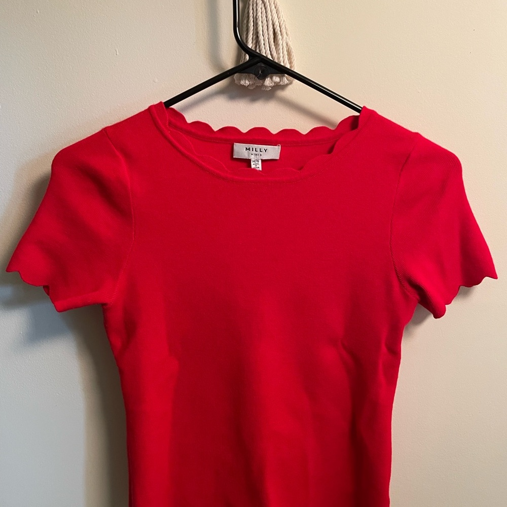 Milky Red Scallop Edge Women's Top